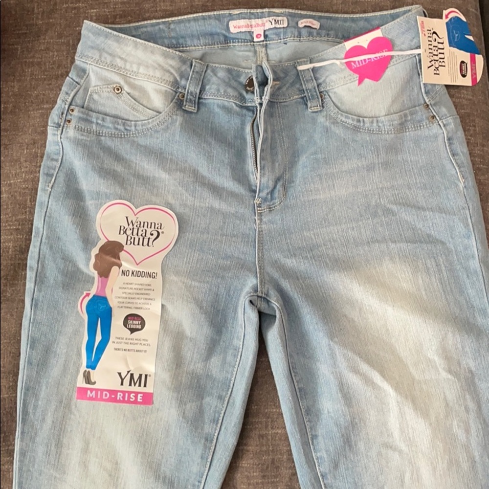 YMI Mid Rise Skinny Jeans NWT